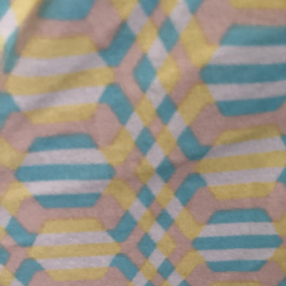 Lularoe Madison - Picture 2 of 4
